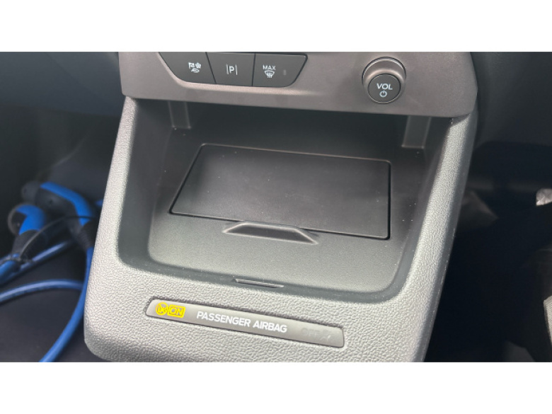 Ford Transit Courier E-Transit Courier 100kW 43kWh Trend Van Auto